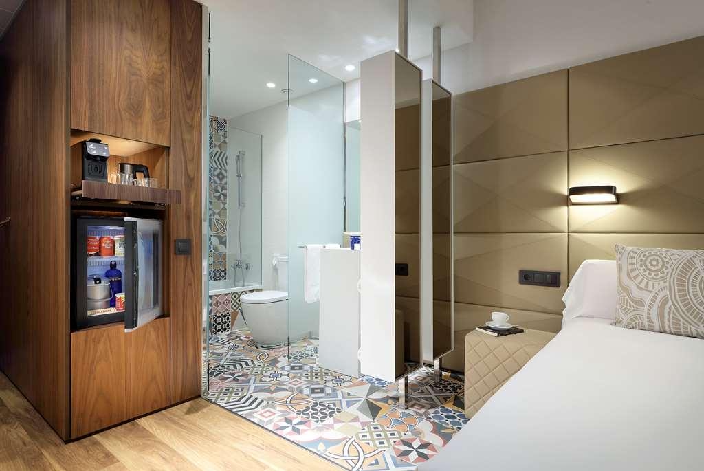 Hotel Sb Glow برشلونة الغرفة الصورة