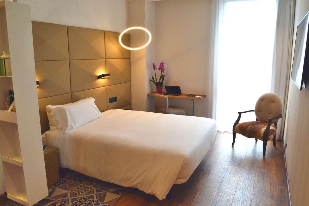 Hotel Sb Glow برشلونة الغرفة الصورة